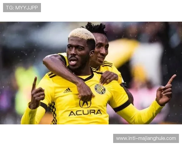 哥伦布球员赛后感动落泪 感谢球迷一路支持