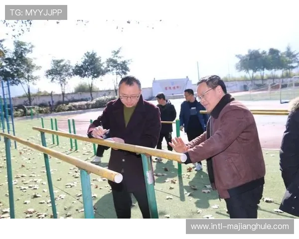 彭州市龙门山学校小学组小红鲤们带着稚气与执着挥洒汗水